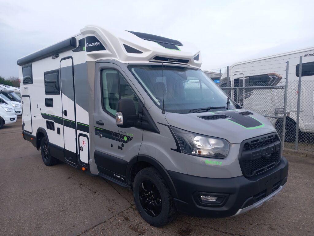 Chausson S697 Sport Line, Ford 2.0 165bhp Automatic