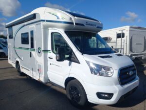 Chausson 627 Titanium Line, Ford 2.0 165bhp Automatic