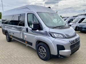 Auto-Sleepers Warwick XL Campervan, Fiat Automatic 140Bhp