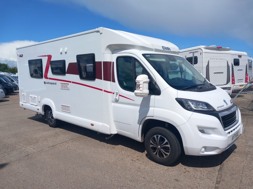 Elddis Autoquest 185, Peugeot 2.2 140bhp Manual