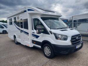 Rimor EVO 69 Plus, Ford 2.0 Manual