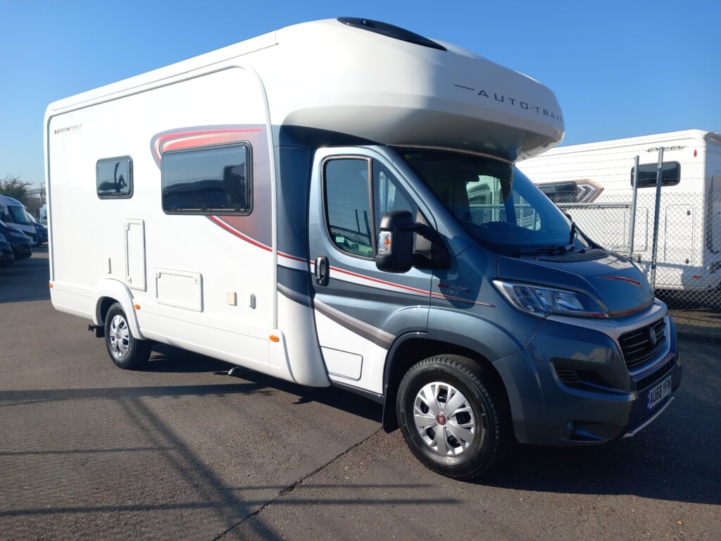 Auto-Trail Tracker RS, Fiat 2.3 130bhp Automatic