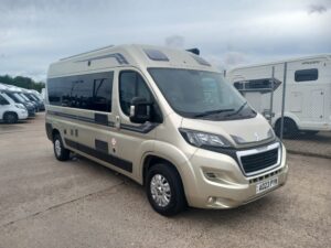 Auto-Sleepers Warwick Duo, Peugeot 2.2 140bhp
