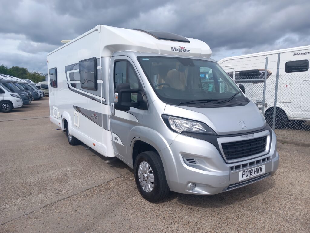 Elddis Majestic 195, Peugeot 2.2 160Bhp Manual